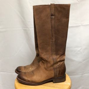 Tall, Weathered, side zip Justin boots Sz 8.